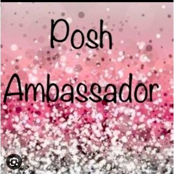 Please come and shop at this Ambassador’s Closet🛍️👗👚🕶️👢🥿👟 - Picture 1 of 1